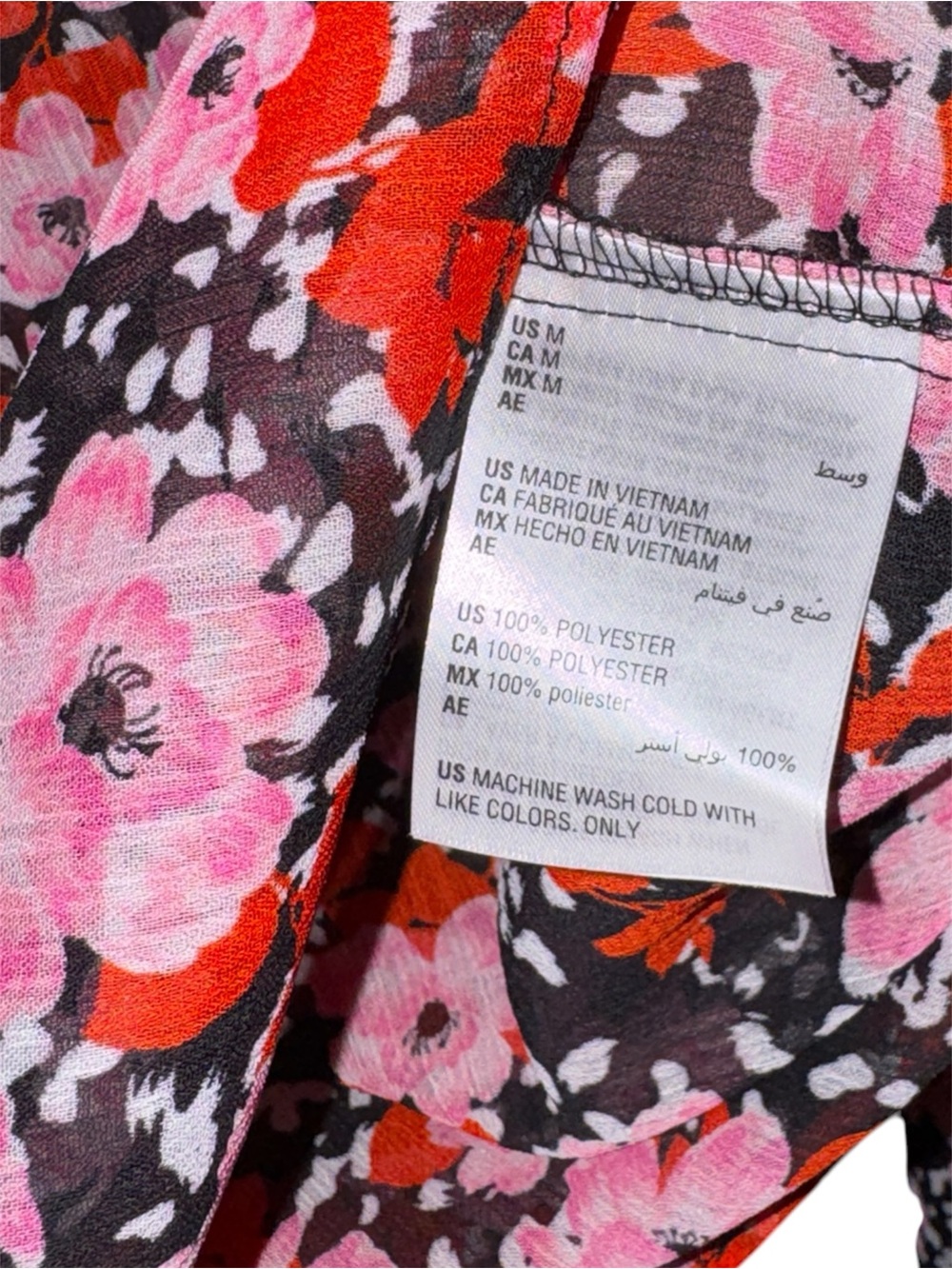 Bar III Pink & Red Floral V-Neck Puff Long Sleeve Blouse Size Medium - Picture 4 of 8